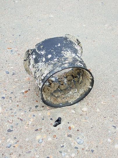 Norderney 2013, Eimer am Strand